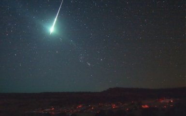 Над Канадою пролетів "корабель прибульців": з'явилося відео