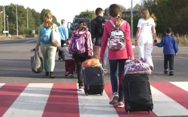 Українські діти повертаються з ТОТ