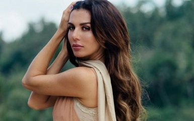 Беременная Седокова умилила фото с дочками