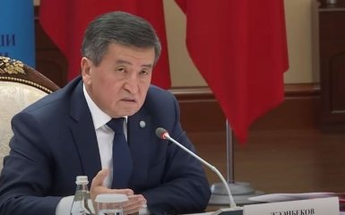 Кыргызстан срочно закрыл границы после исчезновения президента