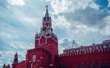 В Кремле прокомментировали запрет нерегулярных полетов из Украины