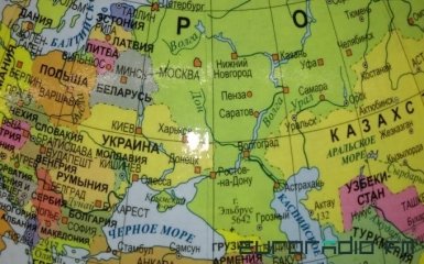 В Беларуси нашли глобусы с "российским" Крымом: опубликовано фото
