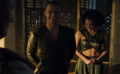 В сеть выложили неудачные дубли последней "Игры престолов": появилось видео