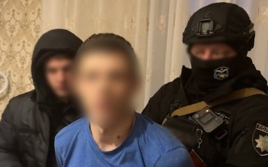 Присвоили "донатов" на 2,5 млн грн. В Украине разоблачили группу мошенников