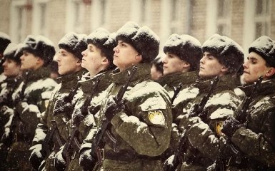 Росія відводить війська від кордону з Україною