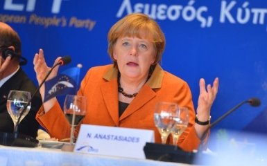 Это возмутительные действия - Меркель жестко пригрозила Путину