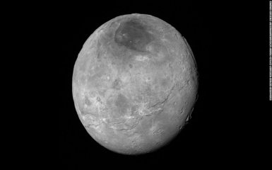 NASA показало "змеиную кожу" Плутона в 3D: опубликовано фото