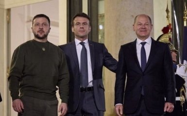 Макрон та Шольц схиляли Зеленського до переговорів з РФ —WSJ