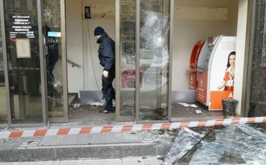 З'явилося відео атаки на російський банк в Києві