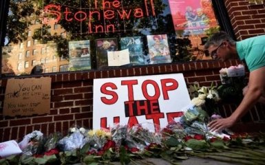 Шокуючий розстріл в США: з'явились нові заяви і дані про вбивцю