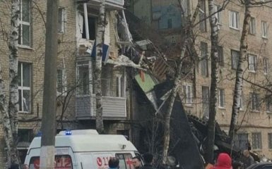 Под Москвой из-за взрыва газа обрушился подъезд пятиэтажки - фото и видео