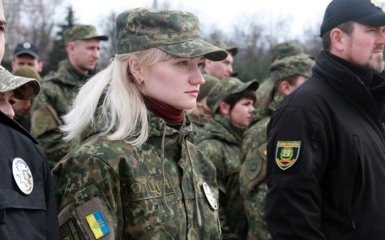 На Донбассе девушка-офицер задержала экс-боевика ДНР: появились впечатляющие подробности