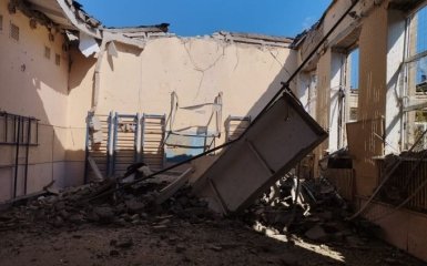 Армія РФ скинула дві авіабомби на Херсон