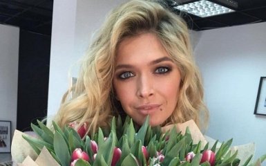 Щаслива мама Віра Брежнєва ніжно привітала старшу доньку