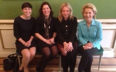 Министры обороны стран Запада и Востока: соцсети повеселило фото со сравнением