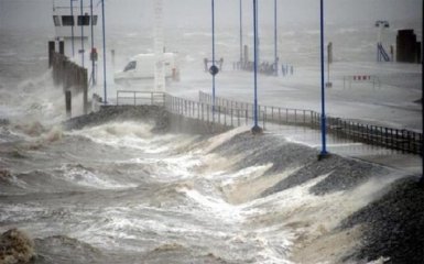 Німеччиною пройшовся ураган Ксав'єр: загинуло семеро людей