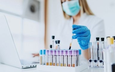 Кількість хворих на коронавірус в Україні 9 листопада значно зросла