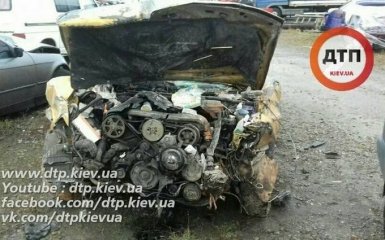 Под Киевом в пьяном ДТП легковушку измочалило: появились фото
