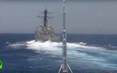 Кораблі Росії та США відзначилися в новому військовому інциденті: з'явилося відео