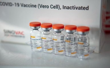 Кабмін анонсував появу пунктів вакцинації у нових локаціях