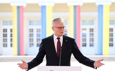 Литва экстренно созывает Совет нацбезопасности из-за ситуации на границе с Беларусью