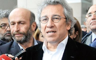 Турецким журналистам грозит пожизненное заключение