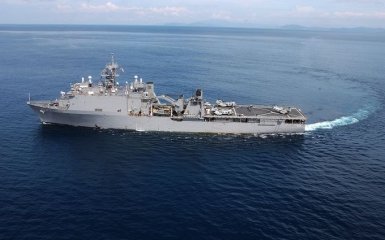 Военный корабль США вошел в Черное море: появились фото