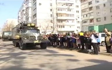 До Дня матері українські десантники записали привітання: з'явилося відео