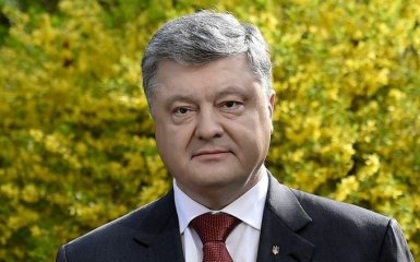 День матери 2018: Порошенко поздравил украинских матерей со светлым праздником