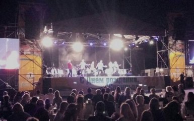 Українські зірки виступили під Одесою, незважаючи на траур