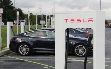 Tesla зазнала рекордних збитків
