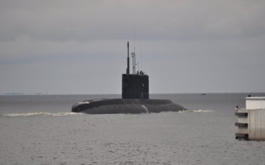ВМС Іспанії виявили російський підводний човен на сході від країни
