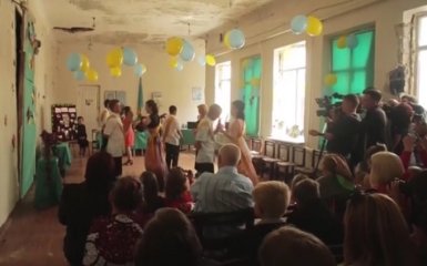 Выпускной на передовой: в сети появилось пронзительное видео с Донбасса