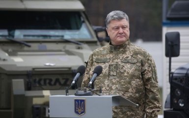 Порошенко назвал число украинских военных, погибших на Донбассе с начала года