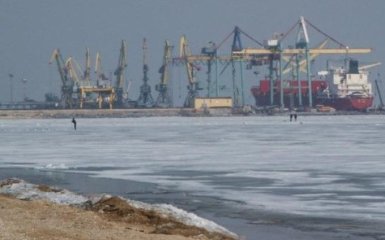 Россияне возобновили работу Мариупольского порта — советник мэра Андрющенко