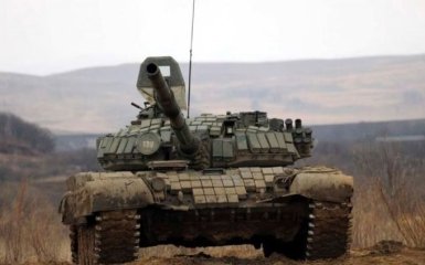 Польща передала Україні сотні танків та десятки БМП