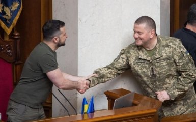 CNN: Zelenskyy can dismiss Ukraine's top general Zaluzhnyi within a few days