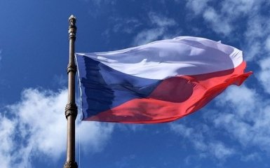 Чехія попередила Кремль про висилання майже всієї дипмісії РФ