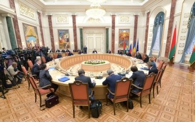 Усі контактні групи щодо Донбасу зустрілися в Мінську