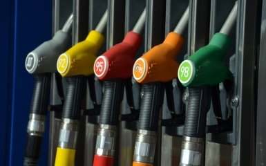 В течение двух недель упадут цены на бензин - Минэнерго