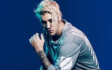 Джастін Бібер розплакався під час прогулянки з нареченою - фото