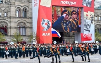 Чому на параді в Москві було так мало бронетехніки — відповідь британської розвідки