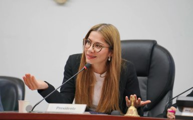 Кэти Хувинао