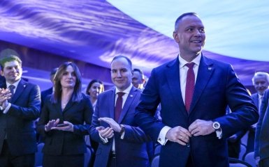 навроцький