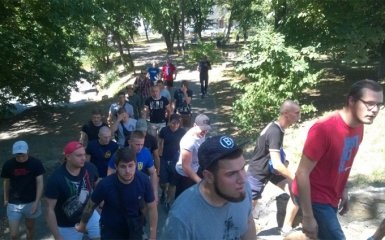 "Азов" зірвав захід комуніста Симоненка: опубліковані фото