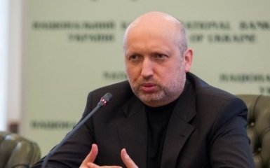 Турчинов рассказал, как его хотели зарезать