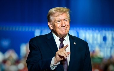 Білий дім знову у центрі уваги