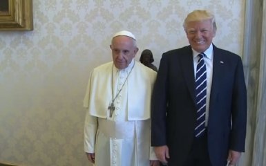 Трамп зустрівся із Папою Римським: з'явилося відео