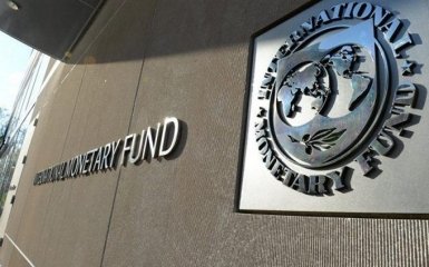 Назван размер первого транша МВФ