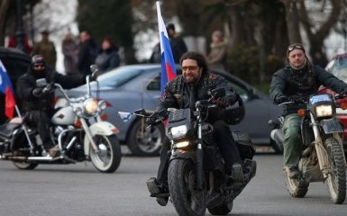 Из Украины выгнали путинского байкера: опубликовано фото
